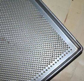 Vassoio perforato per il forno, vassoio del servizio di cottura del metallo dell'alimento dell'acciaio inossidabile