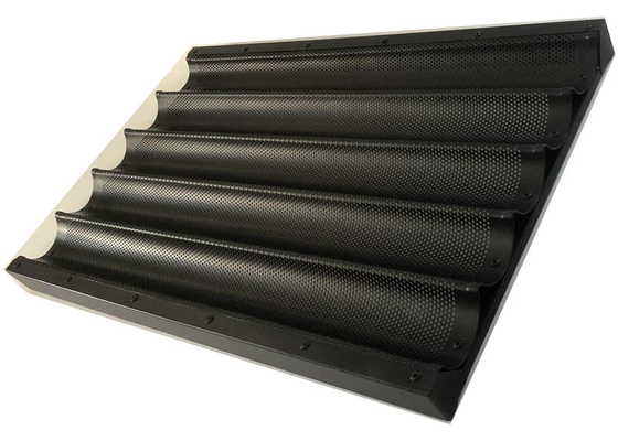 Un buon prezzo. Baguette di 60*40 cm che cuociono il rivestimento di Tray Metal Oven Non Stick perforato in linea