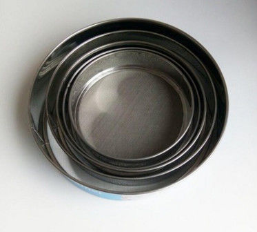 Un buon prezzo. Filtro a sipario più fine eccellente della rete metallica con i setacci della maglia per filtrazione della farina in linea