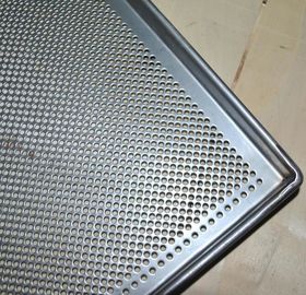 Un buon prezzo. Vassoio perforato per il forno, vassoio del servizio di cottura del metallo dell'alimento dell'acciaio inossidabile in linea