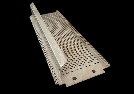 Un buon prezzo. Forno per gallerie industriali Metallo Acciaio inossidabile 304 Piastra di deflezione Link Catena Piastra perforata Conveyor Mesh Belt ss316 in linea