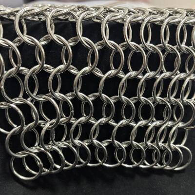 Un buon prezzo. Tenda in rete ad anello saldato con cotta di maglia metallica in acciaio inossidabile con rete saldata ad anello grande in linea