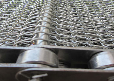 Un buon prezzo. Riscaldi il metallo pesante Mesh Conveyor Belt, il acciaio al carbonio del cavo della patata di acciaio inossidabile dell'alimento del tunnel degli strizzacervelli 304 316 in linea