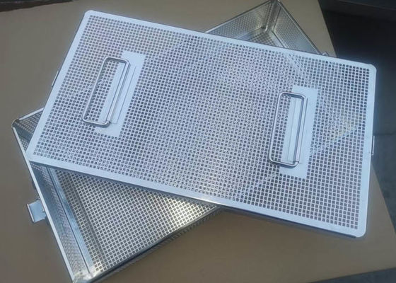 Un buon prezzo. Autoclave perforata Tray For Medical Sterilization di acciaio inossidabile 316 in linea