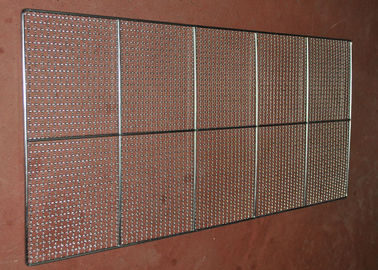 Un buon prezzo. Vassoio della rete metallica del commestibile, vano per cavi del cesto metallico per la trasformazione dei prodotti alimentari del forno in linea