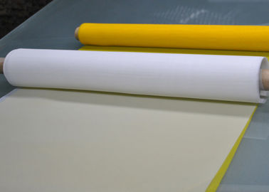 Un buon prezzo. Maglia a 50 pollici di stampa dello schermo del poliestere 80T per stampa della ceramica, colore giallo/bianco in linea