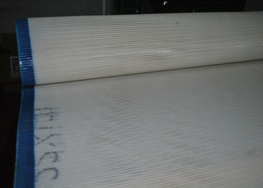 Un buon prezzo. Cinghia 100% della maglia del poliestere di resistenza al calore per l'essiccatore del trasportatore, colore bianco in linea