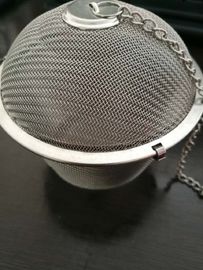 Un buon prezzo. Palla di tè pulita facile dell'acciaio inossidabile Infuser per caffè di filtrazione, campione libero in linea