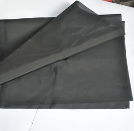 Un buon prezzo. Maglia 32t - larghezza del poliestere del monofilamento del nero di alta tensione di DDP di 200t 115-365cm in linea