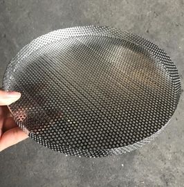 Un buon prezzo. Trattamento perforato di lucidatura del vassoio della maglia del filtro dall'acciaio inossidabile 304 in linea