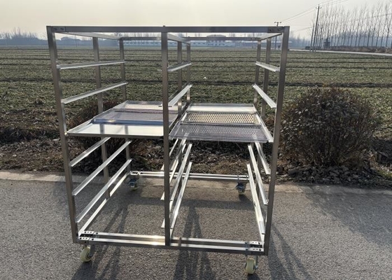 Un buon prezzo. Trolley con vassoio per la cottura e l'asciugatura in linea