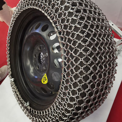 Un buon prezzo. High Quality 304 316 316L Stainless Steel Chainmail Protective Mesh in linea