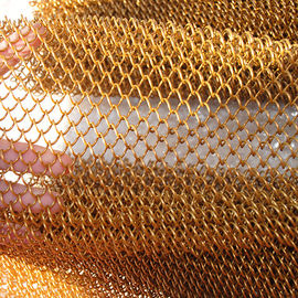 Un buon prezzo. Maglia metallica decorativa di forma del diamante dell'acciaio inossidabile dell'oro per la tenda o la decorazione in linea