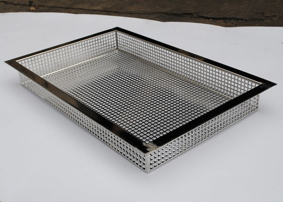 Un buon prezzo. Cavo bollente perforato Mesh Trays di acciaio inossidabile di spessore di 0.8mm in linea